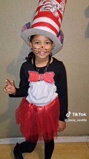 Creative Book Character Dress Up: Cat in the Hat Costume DIY