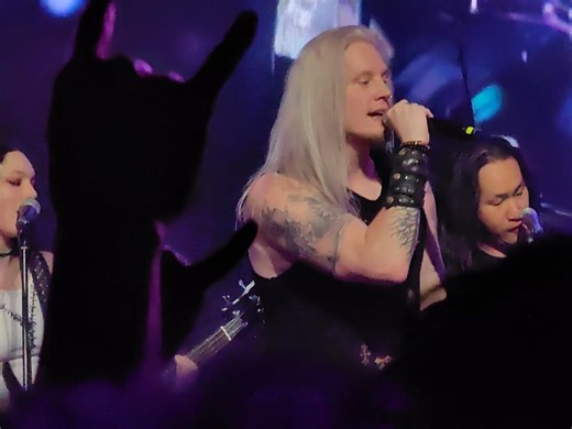 英国传奇力量金属乐团 DragonForce 龍鋒 2025中国巡演上海站，返场，2025-04-10 周四 20：30 万代南梦宫上海文化中心·1F梦想剧场