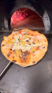 110K views · 19K reactions | Sant’Egidio alla vibrata  Impasto diretto ➡️ 75%  Primo giorno  Esplosività  #pizzatime #pizza #pizzalover #pizzalovers #pizzapizzapizza #pizzanapoletana #food #pizzas #foodporn #foodstagram #abruzzo #abruzzolovers #pizzaforlife #pizzaprime #pizzacontemporanea #abruzzoitaly #abruzzoturismo #pizzafriday | Armando scalella | Facebook