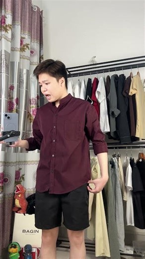 This mandarin collar shirt is made of soft, smooth khaki fabric and feels great to wear.