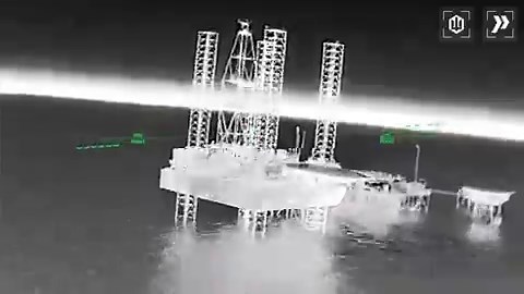 Visible drone impact on the Russian Project 11356 frigate which was struck tonight in the port of Novorossiysk.