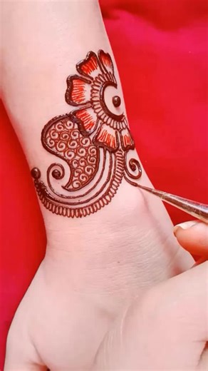 Simple Mehndi Designs for Beginners