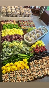 Rain or shine, your Rustic Road Farm farmers are here with a great selection of your farm and The Soup Comapny favorites. Enjoy the slide show 🙂 and see you in a bit | Rustic Road Farm