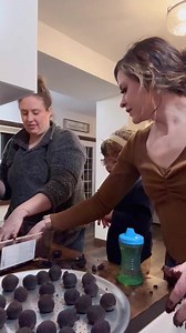 699K views · 10K reactions | This was a whole damn toddler roller coaster remedied by cake. | Beth Leipholtz | Facebook