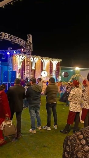 8x12 LED Wall ne Wedding ka pura look change kar diya 😳🔥 | Big Screen Setup#wedding #love