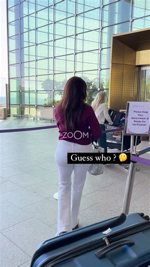 11K views · 22 reactions | You know the game Comment below the name of the actress  #zoomtv #zoompapz #celebrity #actress #bollywood #guesswhoguesswhogame #güesswho #guessin #guesstheactress | Telly Talk India | Facebook