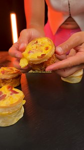 2.9M views · 26K reactions | Muffins salados 燎肋讀 Ingredientes:  3...