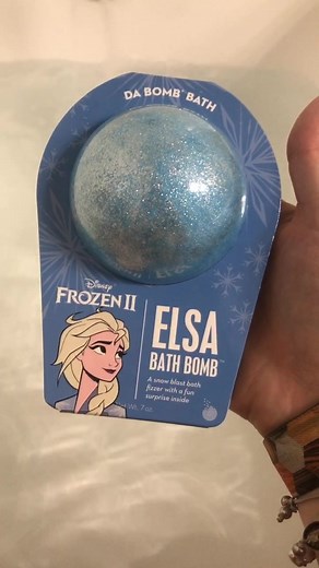 Elsa Bath Bomb Surprise | Frozen Princess Satisfying Bath Time