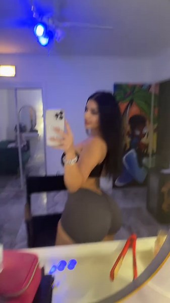 mexi.cuban (@mexi.cuban11)’s videos with original sound - fypTEMPLATES - templatesjustforyou