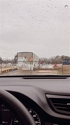 Selfcare Dayzzzzzz Are Essential!!🧘🏽‍♀️ #selfcareday #Dayoff #Jessi #Mommiana #DillyDally