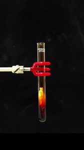臭素の香りはどんなもの？化学実験で発見