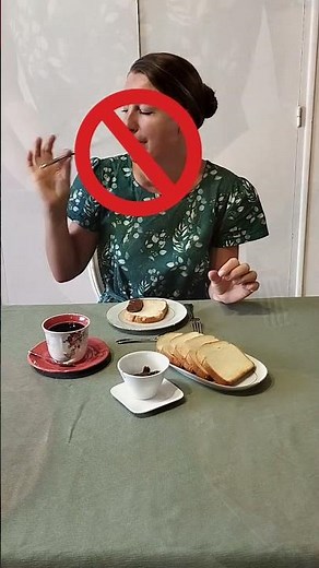 BONNES MANIERES à Table : comment servir et manger la brioche selon les règles de l'étiquette ?