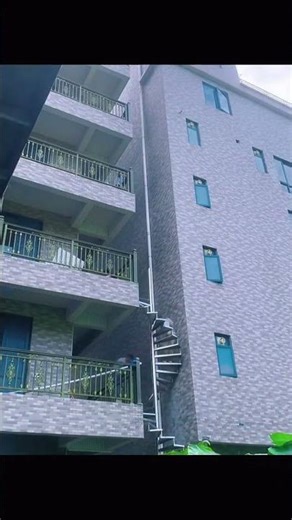 Space-Saving Smart Stairs Everyone Needs!