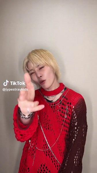 Stray Kids I.N & Han Seo Hee Felix Dance Break: Check out the New Music Video