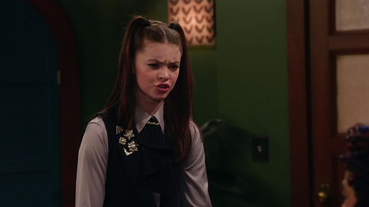 First Day of School – Vampirina: Teenage Vampire (Season 1, Episode 2) - Apple TV (CA)