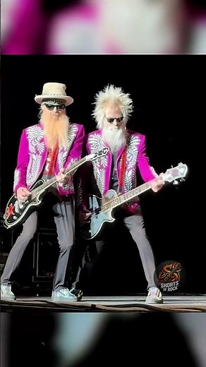 ZZ Top Spinning Fuzzy Guitars & Iconic Stage Moves #ZZTop #ZZTop