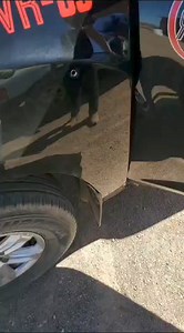 Compañeros de trabajo de los dos hombres heridos de bala hoy en la región, comparten como quedó el vehículo después de ser agredidos con arma de fuego por un grupo delictivo. Lamentable situación se sigue registrando en ésta zona..! | Ariete Caborca