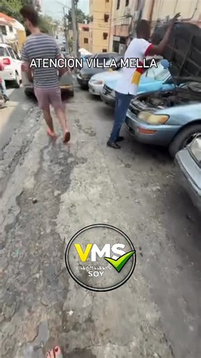 MSDN on Instagram: "Por esta vía hacemos un llamado urgente a las autoridades competentes para que intervengan lo antes posible el baño improvisado que se ha creado para las necesidades de los choferes de carros públicos en la calle 14, en #VillaMella, a pocos metros de la estación del metro Mamá Tingó, detrás de Plaza Iberia. Palabras de los denunciantes: “Por favor ayúdennos. El mal olor a orina es muy desagradable. Eso es al lado de la Plaza Iberia; esos choferes tienen un baño público litera