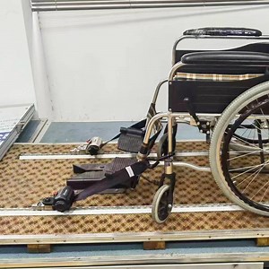 [Hot Item] Self-Adjusting Wheelchair Restraint System in-Vehicle Fixing Device