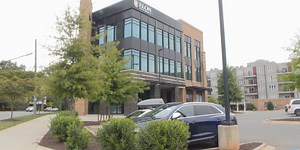 Elon University to begin admitting students to its Charlotte law school
