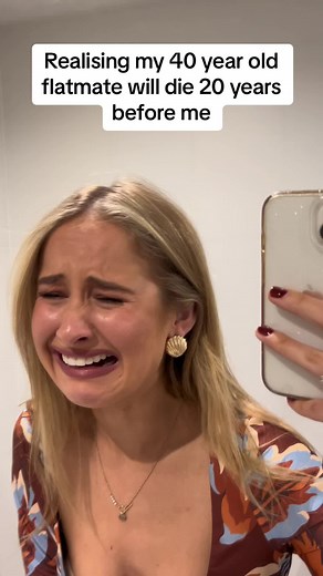 The Ultimate Flatmate Experience | Hilarious VLOG #40yearoldflatmate