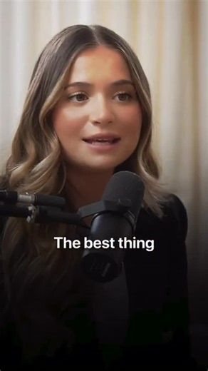 Cyrus Naderpour on Instagram: "PROTECT YA NECK #medieval #historyjokes #fashion"