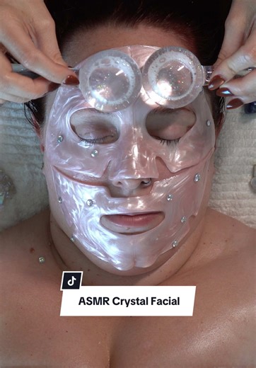 Booking link in bio! 🩷 📍Allen Tx Pearl mask glow, warm massage, crystal calm, slime tingles, and an icy finish to help you unwind 😴✨ #asmr #asmrfacial #asmrspa #asmrsounds #dallasmedspa