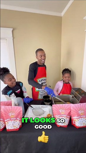 Homemade Funnel Cake Easy Recipe for Delicious Treats!