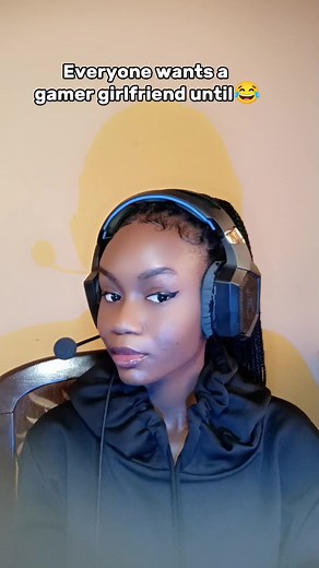 Unveiling the Reality of Gaming Relationships: When Your Girlfriend Chooses Games Over Going Out!