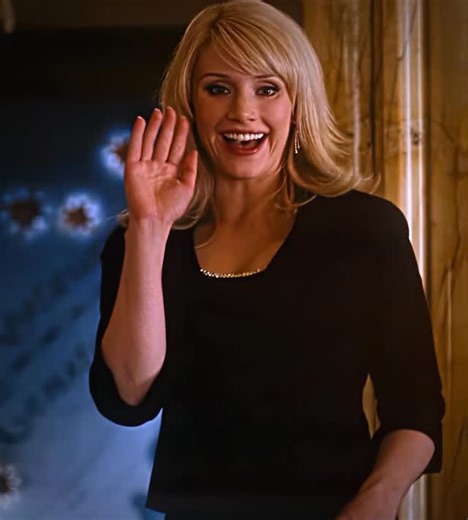 kdp~ on Instagram: "Kiss by SPIDER-MAN - “Gwen Stacy & Bully Maguire” Edit | KRUSHKRUSH (Super Slowed) . . . . . sp- 411scenes . . #spiderman #spiderman3 #gwenstacy #tobeymaguire #bullymaguire #spidermanedit #marvel #film #movie #viralvideo #viral #edits"