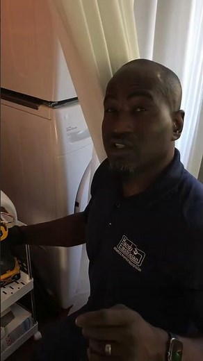 Thermostat not working due to blown transformer.