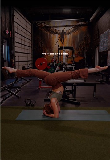 7 days till im on the island filming yoga workouts for you😘 Stay tuned for FUN, powerful, sweaty, full-body yoga and Pilates workouts 💪 On @Manduka #yogaworkout #pilatesworkout #advancedyoga #yogatok