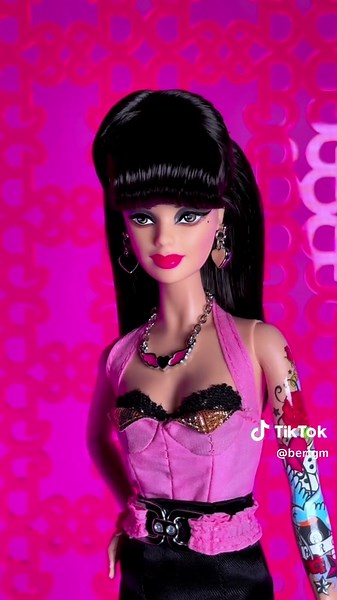 Barbie Rockstar: Reseña de la Barbie Hard Rock Café 2009