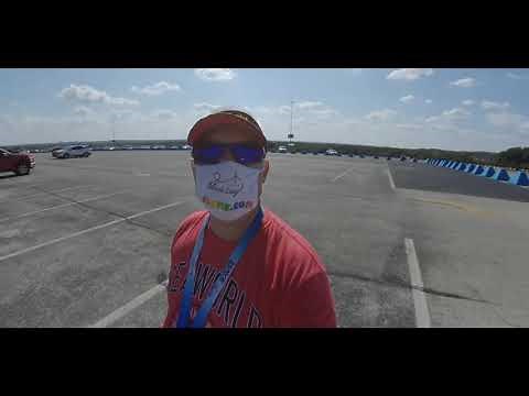 New VIP parking at SeaWorld San Antonio for NEW Platinum passes and 50% off merchandise