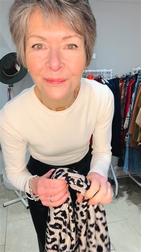 Tie it. Twist it. Wear it. 🧣✨ Easy scarf tricks that instantly level up your outfit. These easy scarf ties are beginner-friendly and outfit-boosting. Watch, try, repeat—and if you get stuck come into the boutique! #hellolovely #scarves #howtotieascarf #independentboutique #godalming | Hello Lovely Fashion