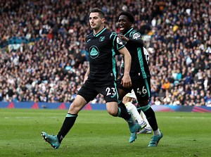 Norwich City’s Kenny McLean suggests Leeds fans can turn on their players