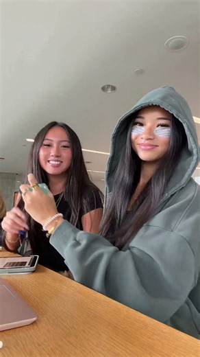 Study with us vlog 📚tried to be super productive but we will come back tommorow for another study