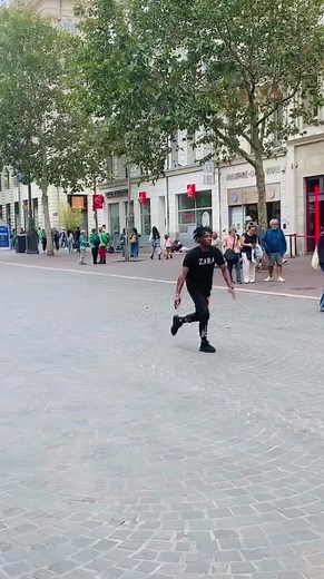 Power power ⚡️😈 #backflip #fyp #viral #acrobatics #power #foryou #232🇸🇱 #acrobat #dance