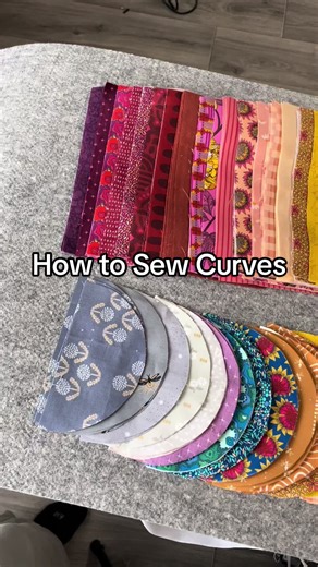 What is stopping you from sewing curves? It took me years to convince myself to make a quilt with curves! Once I decided to go for it, it was so much easier than I thought. I should have tried it sooner! Pattern: Full Circle Quilt by Remivail Studio #quilts #quilting #quilter #sewist #quilt