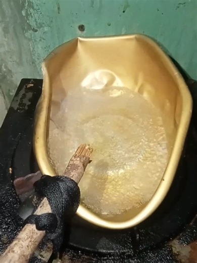 Mie Lidi: Kreasi Batre HP Unik dan Menarik