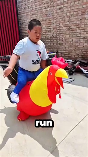 Funny Chicken Chase Commotion!🐔🏃‍♂️