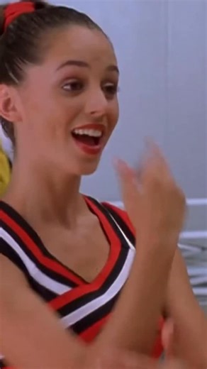 Hello, world! Video via 19grxxo96 / Tik Tok. #noircommunity | NOIR Magazine