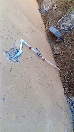 Plumbing installing speedfit pipe