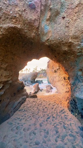 Exploring the Stunning Sea Caves of Southern California