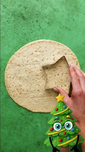 Easy 2-ingredient holiday snacks! 🎄🥝 #christmassnacks