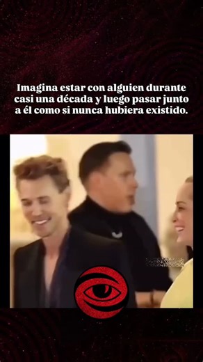 Historias Conspirativas on Instagram: "Antes inseparables, ahora solo extraños otra vez❤️‍🩹 Vanessa Hudgens y Austin Butler compartieron casi una década juntos,comenzando en 2011. A pesar de la discreción inicial, su conexión era clara,con Hudgens llamándolo el amor de su vida. Las exigentes carreras en el cine los separaban por largos períodos, desgastando la relación. En 2020, se separaron en silencio. Sin rencores, ambos hablan con cariño del otro. Butler acredita a Hudgens por inspirarlo a 