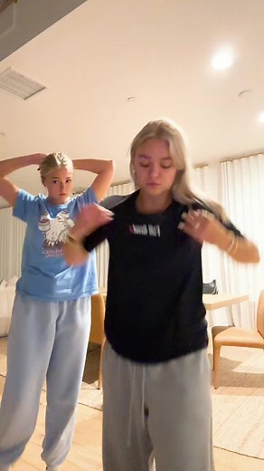 katie sigmond (@katie_sigmond)’s videos with original sound - khusi 🤍