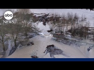 1 dead in Washington state flooding as levee breach prompts evacuations