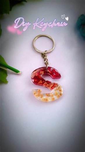 Diy keychain /Homemade Resin art #resin #shorts #viral #youtubeshorts #video #shortvideo #diy #craft