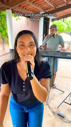 Look at the keyboard player's face, lol.